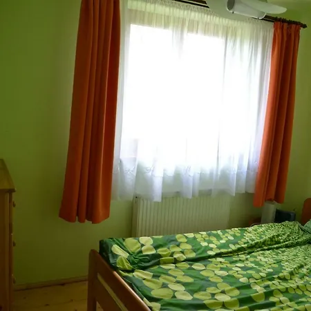 Apartment Sloneczne Pod Sonami Kasina Wielka